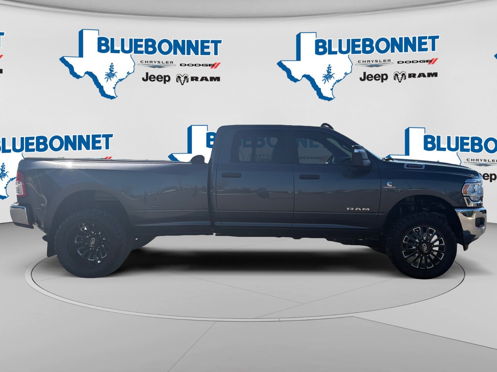 Certified Used 2024 Granite Crystal Metallic Clearcoat Ram Lone Star image 4