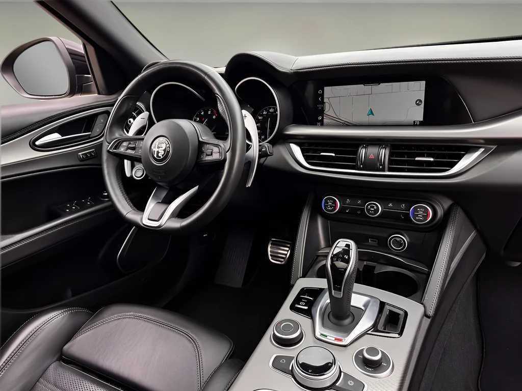 Used 2023 Gray Alfa Romeo Veloce image 25
