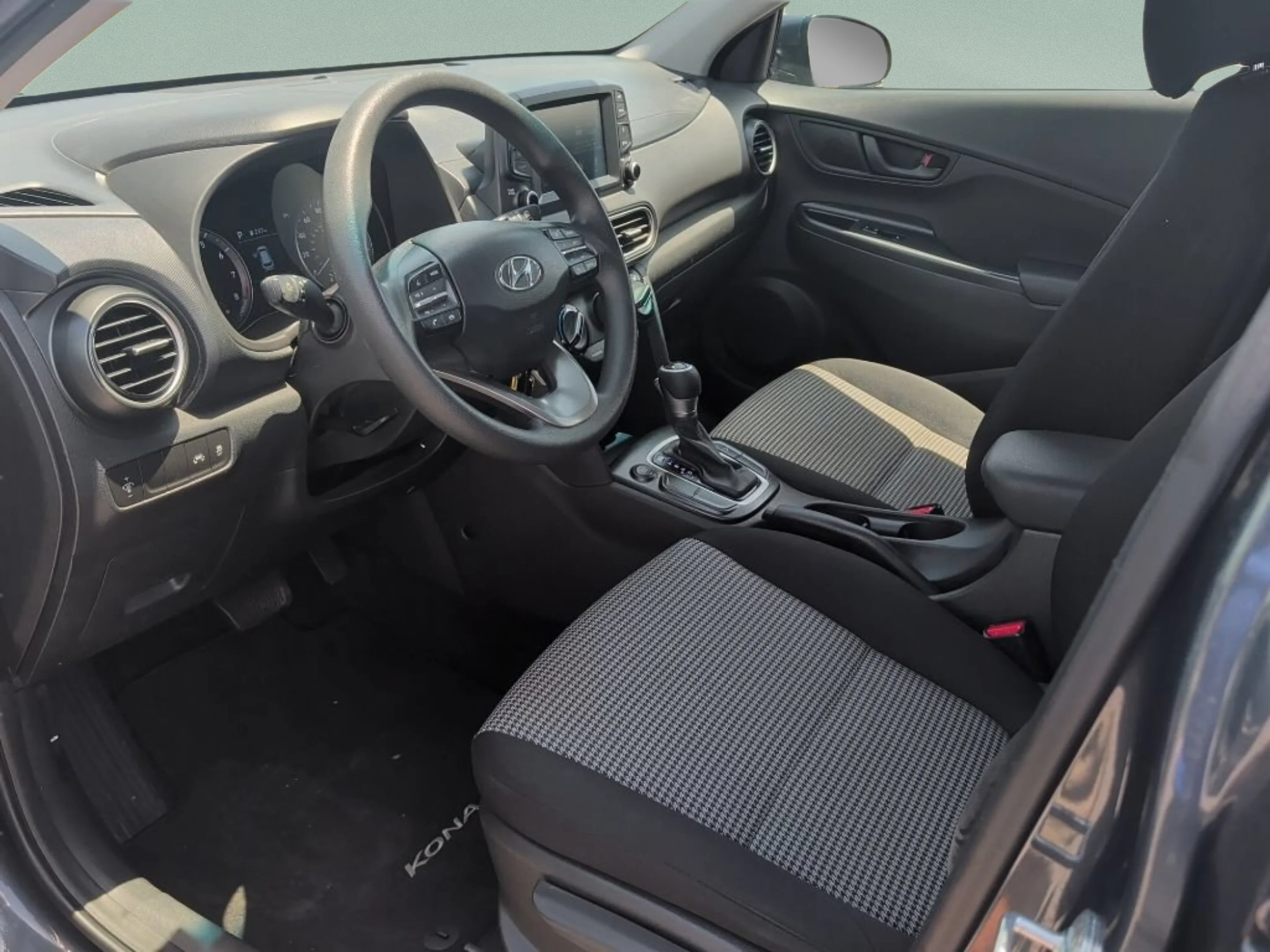 Used 2019 Thunder Gray Hyundai SE image 27