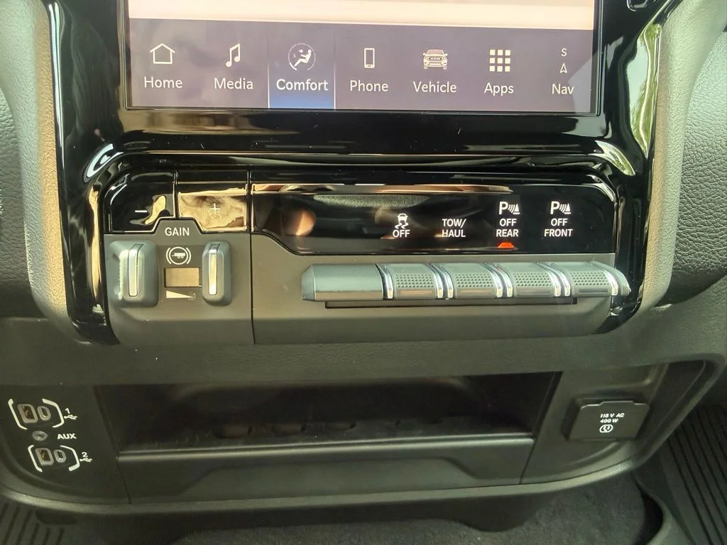 2026 RAM 2500 Rebel - Photo 24