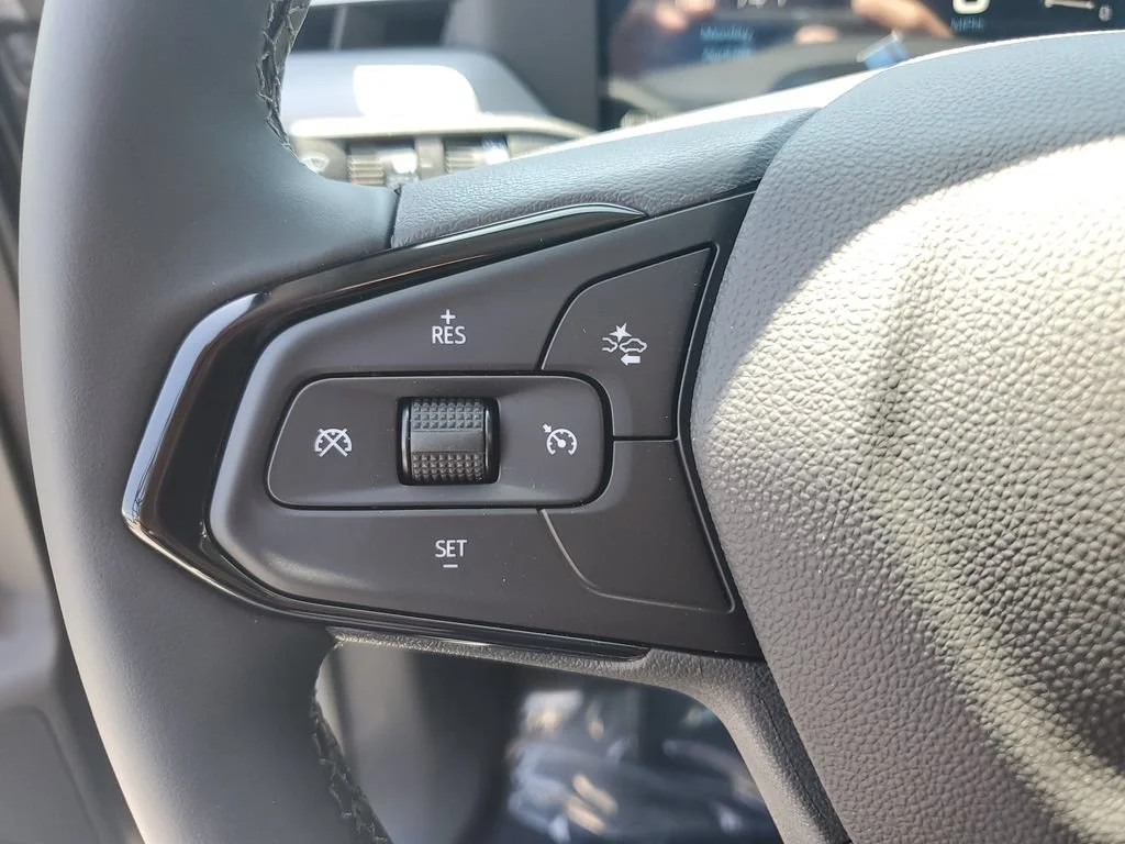 2027 Chevrolet Bolt LT - Photo 27