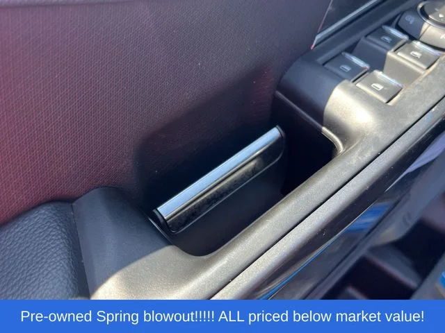 Used 2021 Blue Ford XLT image 13