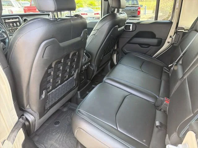 Used 2022 Beige Jeep Unlimited Rubicon 4x4 image 11
