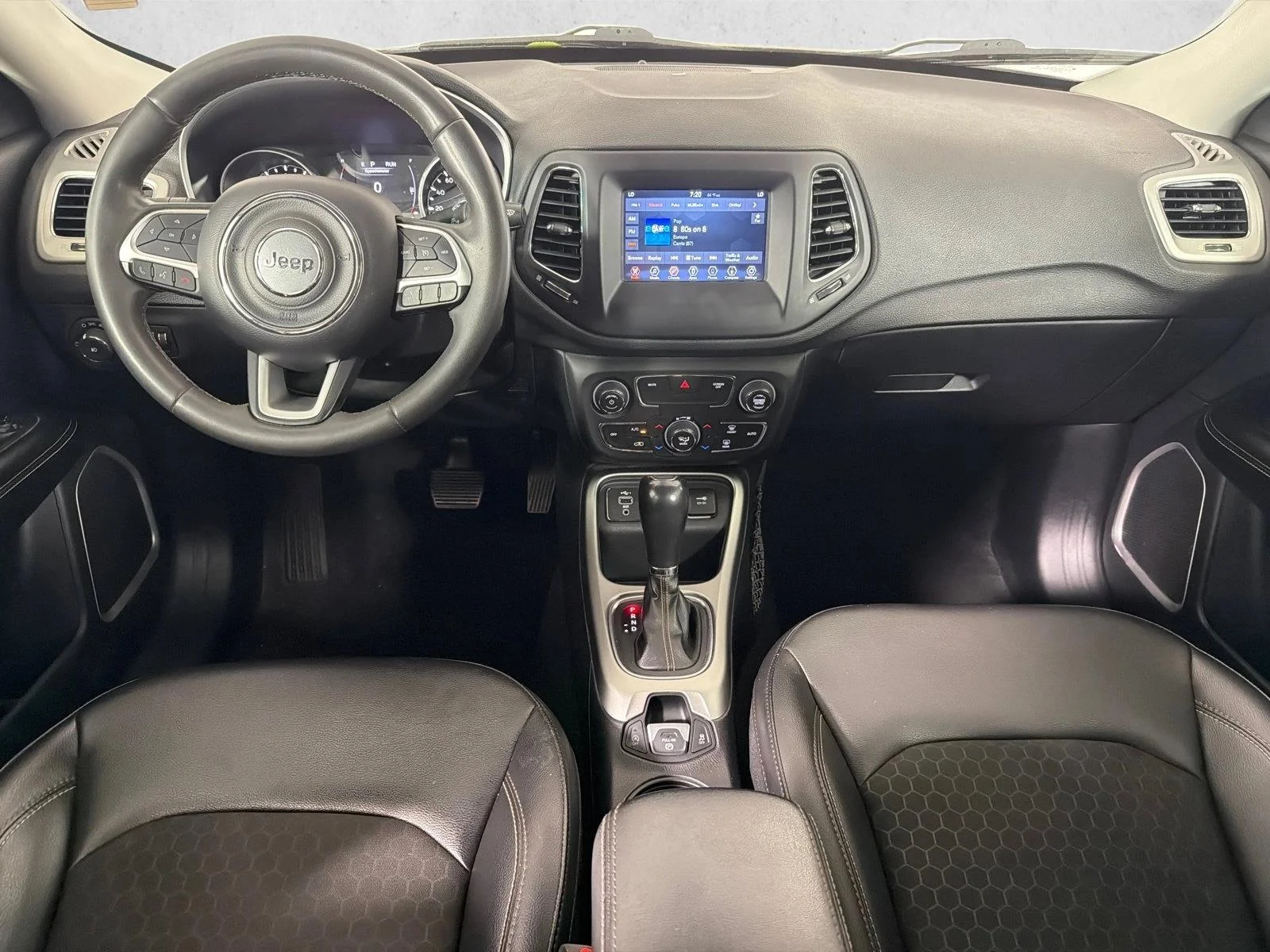 Used 2021 Silver Jeep Latitude image 22