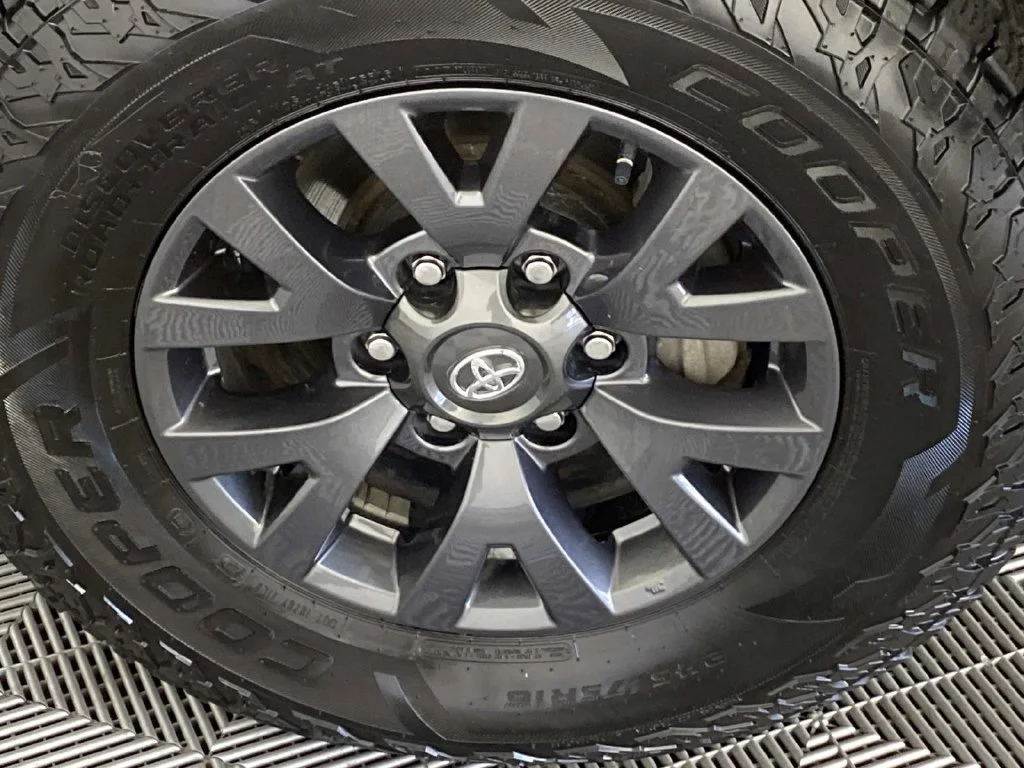 Used 2022 Magnetic Gray Metallic Toyota SR5 image 26