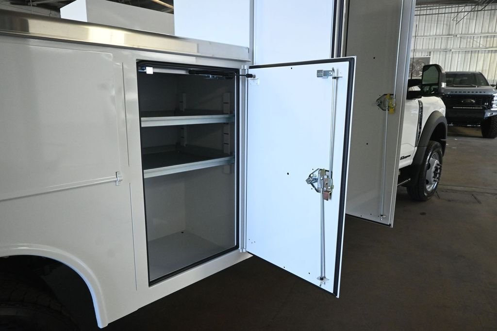 New 2026 Oxford White Ford XL image 33