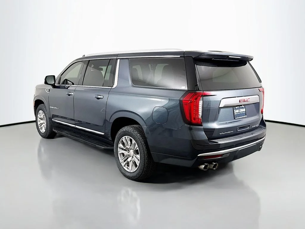 Used 2021 Green GMC Denali image 5