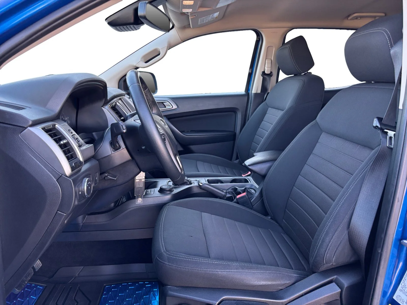 Used 2019 Lightning Blue Metallic Ford XLT image 10