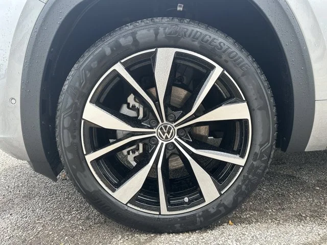 New 2026 Silver Volkswagen SEL Premium R-Line image 11