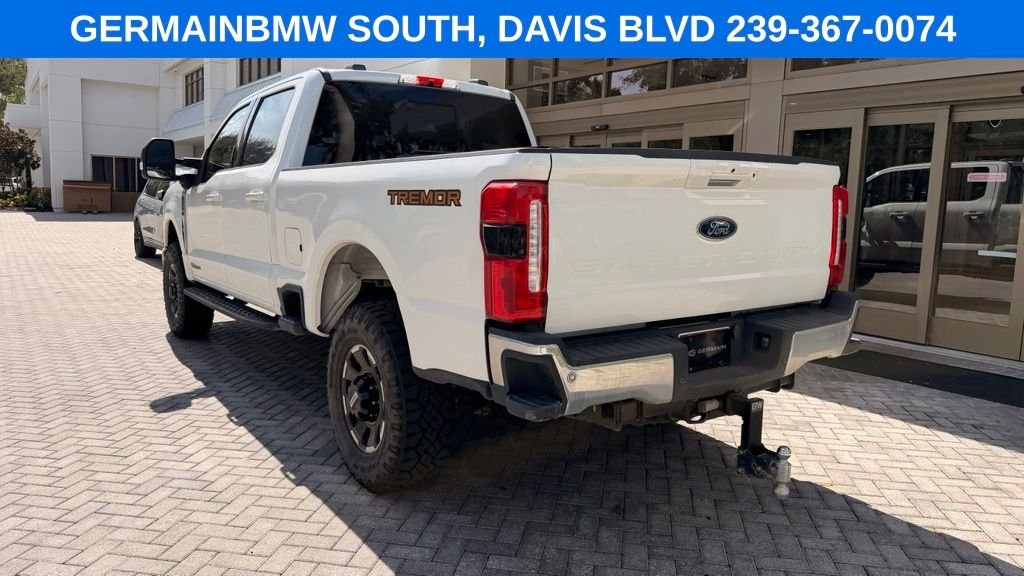 Used 2024 White Metallic Ford Lariat image 28