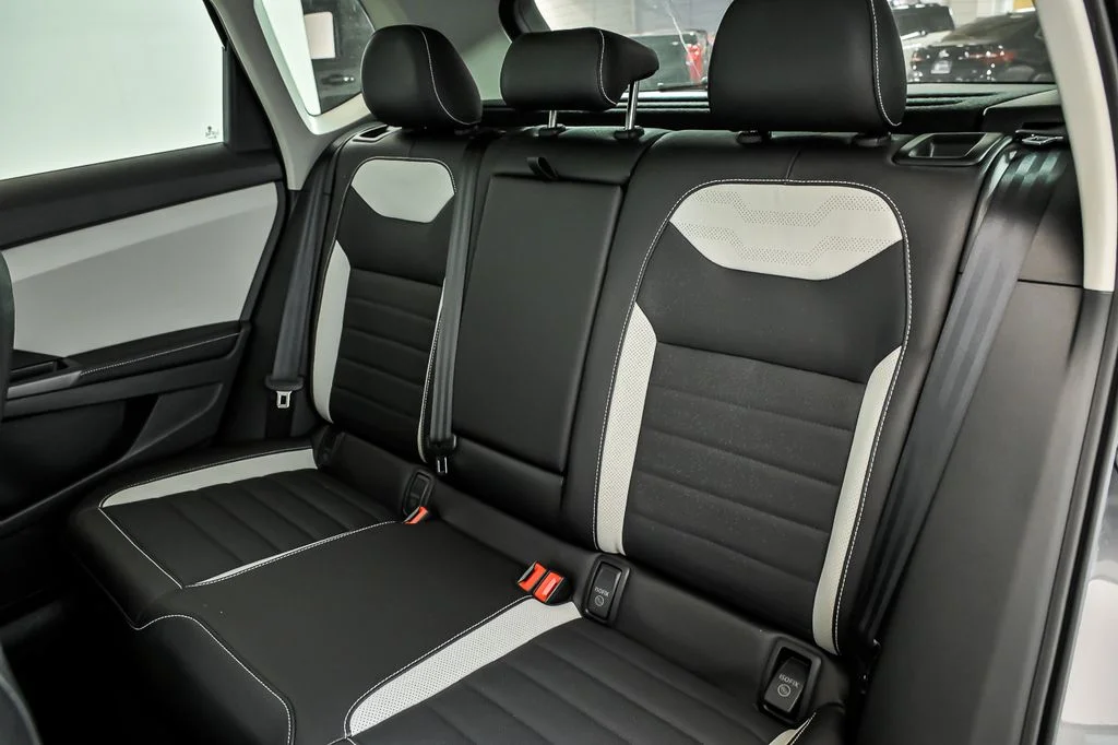 New 2026 Gray Volkswagen 1.5T SEL image 9