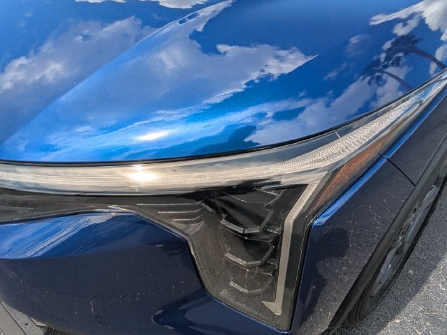 New 2026 Deep Sea Blue Kia LXS image 10