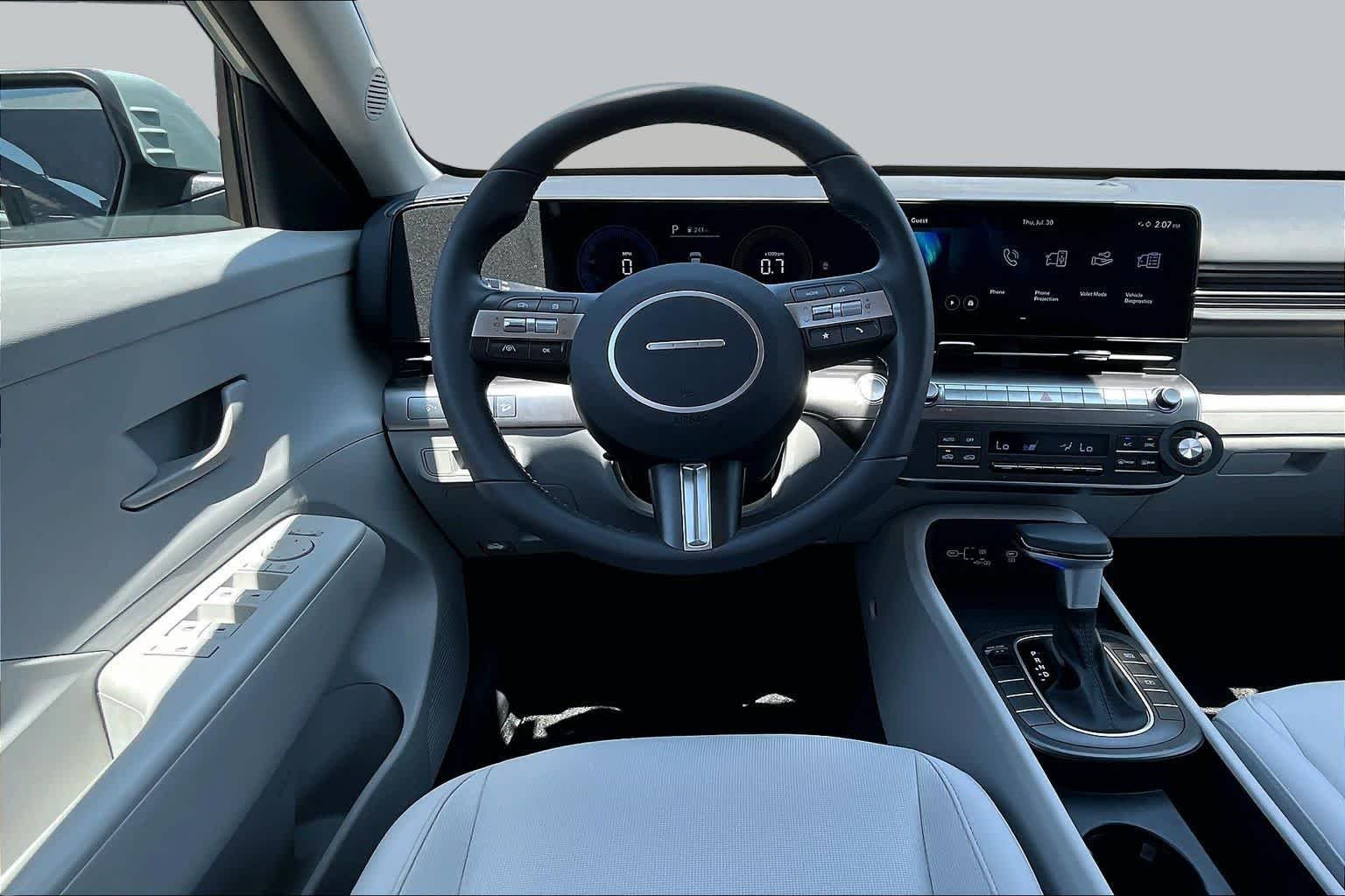 Used 2025 Mirage Green Hyundai SEL image 6