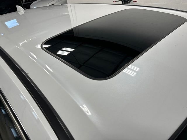 Certified Used 2023 Platinum White Pearl Honda EX-L image 20
