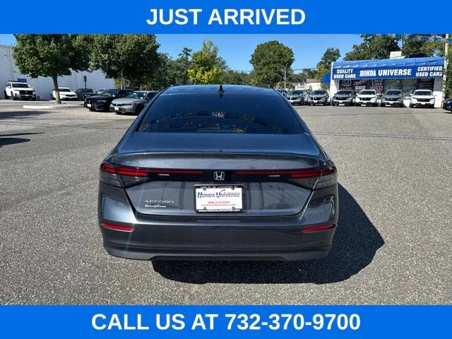 Used 2026  Honda SE image 5