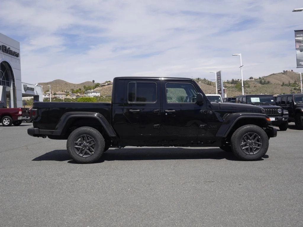 New 2026 Black Clear-Coat Exterior Paint Jeep Sport S image 2
