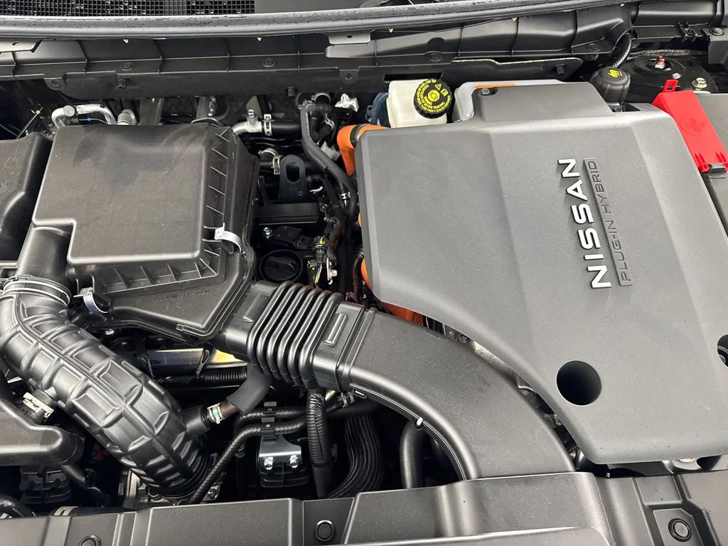 New 2026 Black Nissan SL image 14