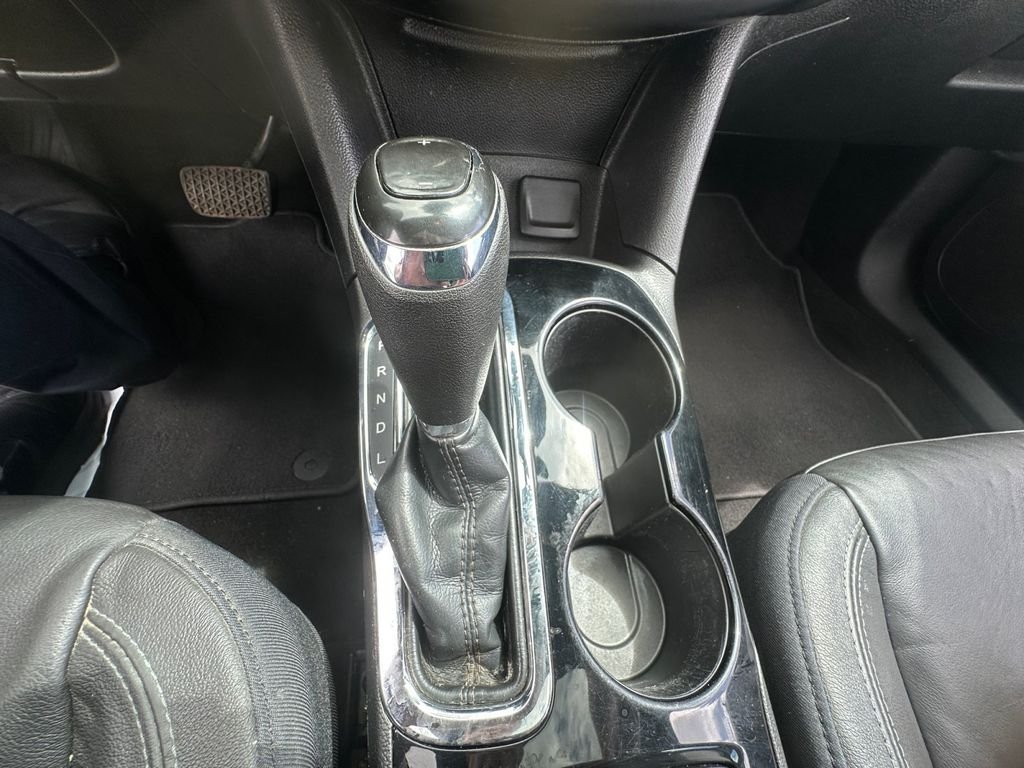 Used 2017 Gray Chevrolet Premier image 29
