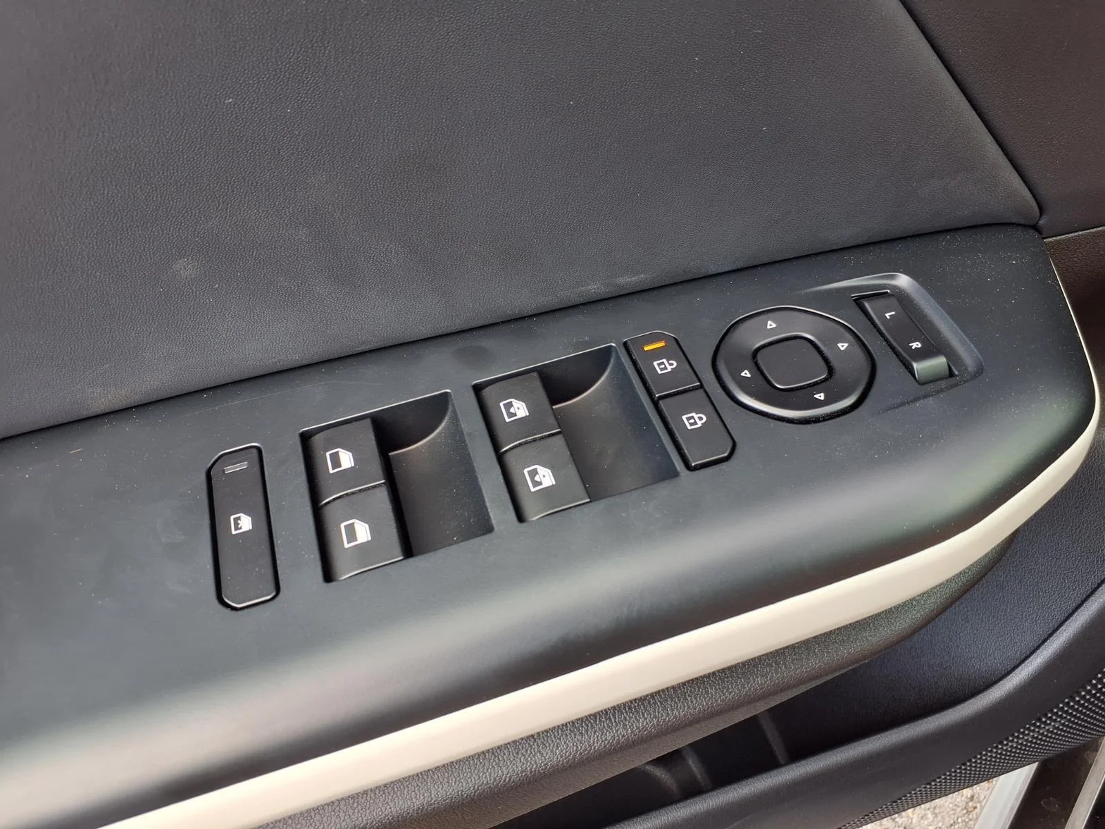 New 2026 Interstellar Gray Kia GT-Line Turbo image 14