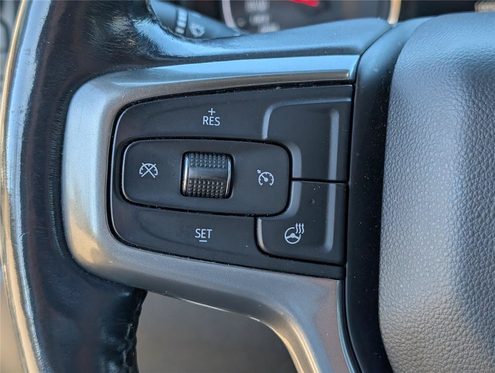 2021 Chevrolet Silverado 1500 LT - Photo 17