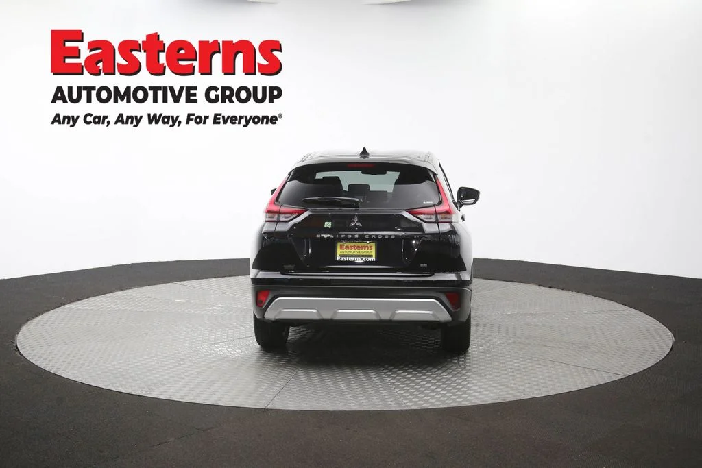 Used 2024 Black Mitsubishi SE image 39