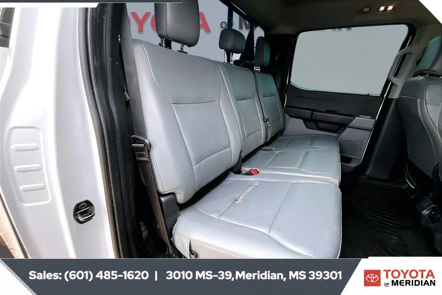Used 2023 Oxford White Ford XL image 20