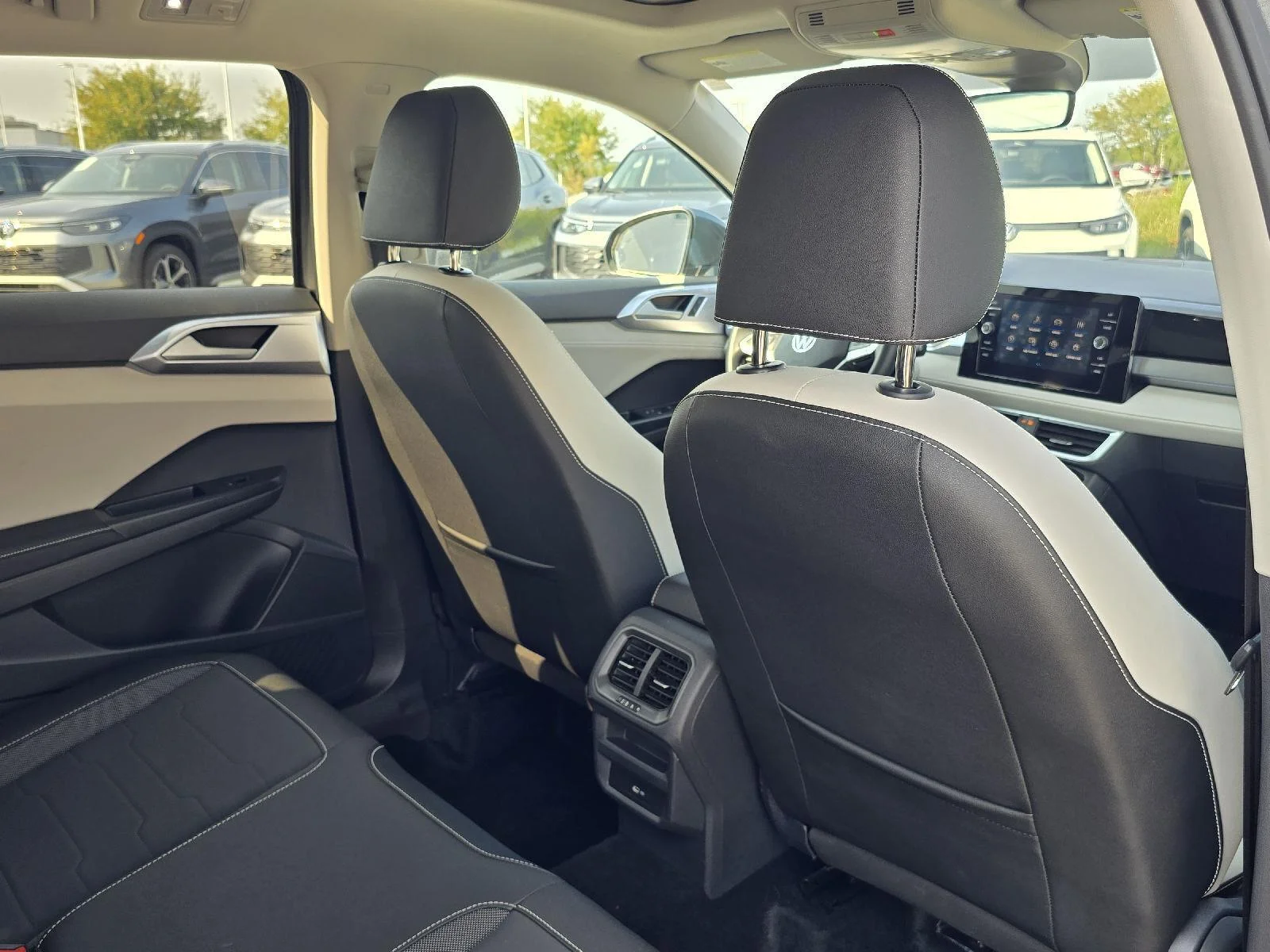 Certified Used 2025 GRAY Volkswagen SE image 16