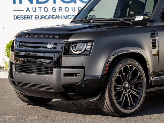 New 2026 Carpathian Grey Land Rover V8 image 2