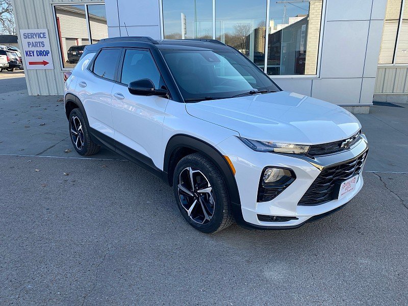 Used 2023 Chevrolet TrailBlazer RS with VIN KL79MTSL5PB211159 for sale in Kansas City