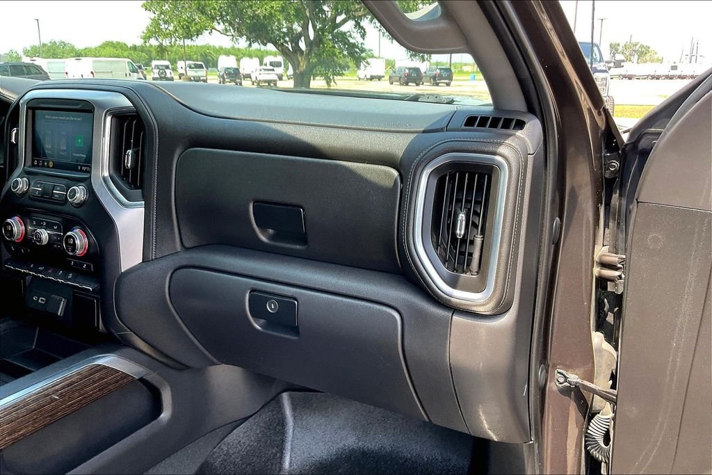 Used 2021 Brown GMC Elevation image 23