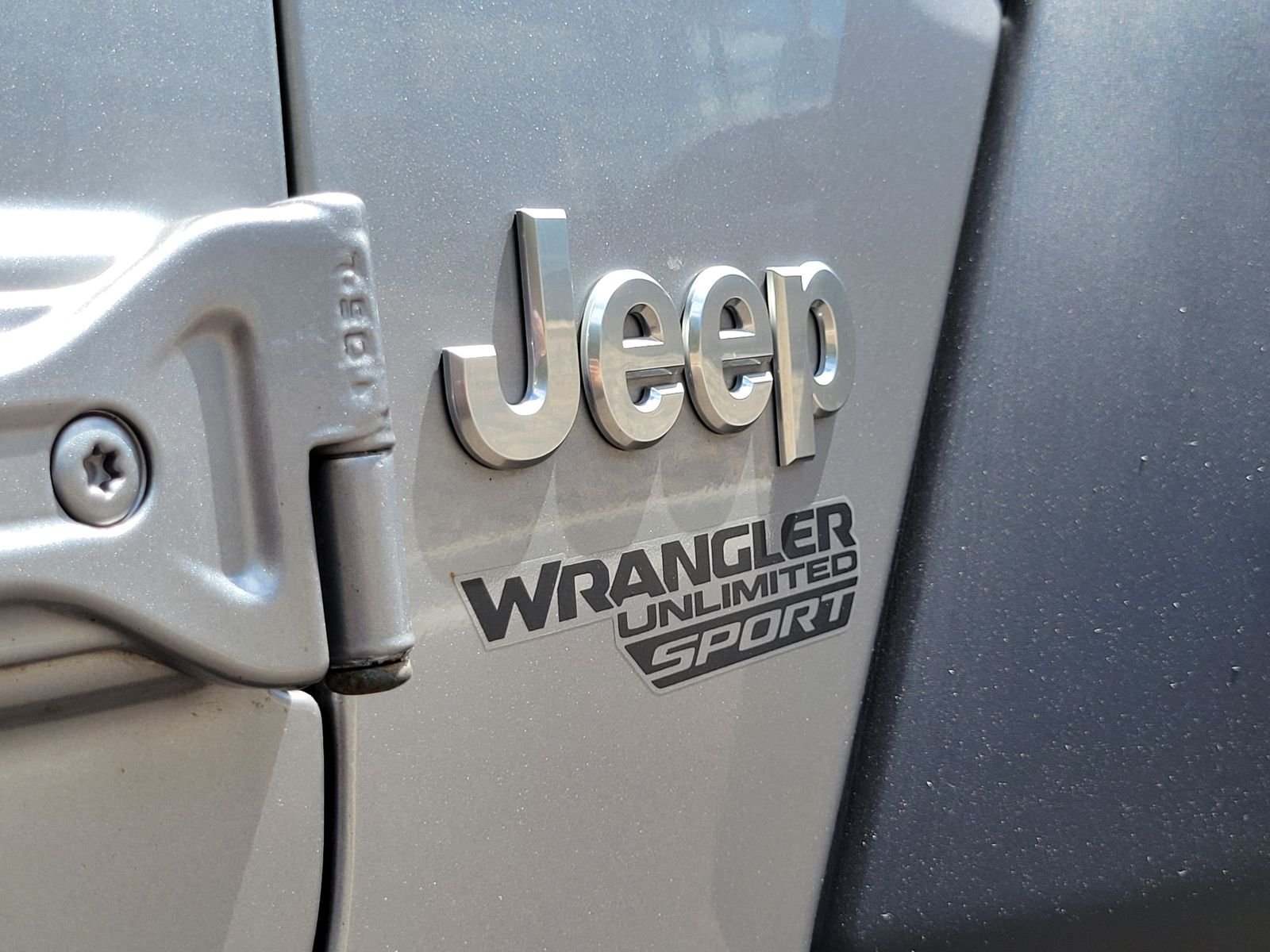 Used 2021 Silver Jeep Unlimited Sport S image 34