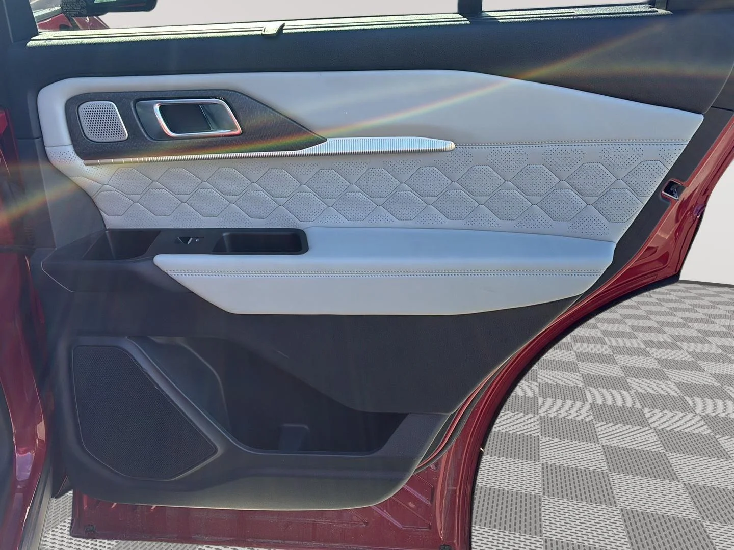 Used 2025 Rapid Red Metallic Tinted Clearcoat Ford Platinum image 14