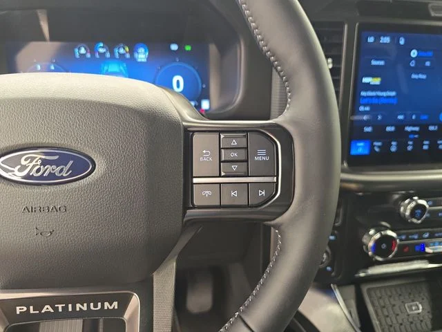 New 2026 Star White Metallic Tri-Coat Ford Platinum® image 40