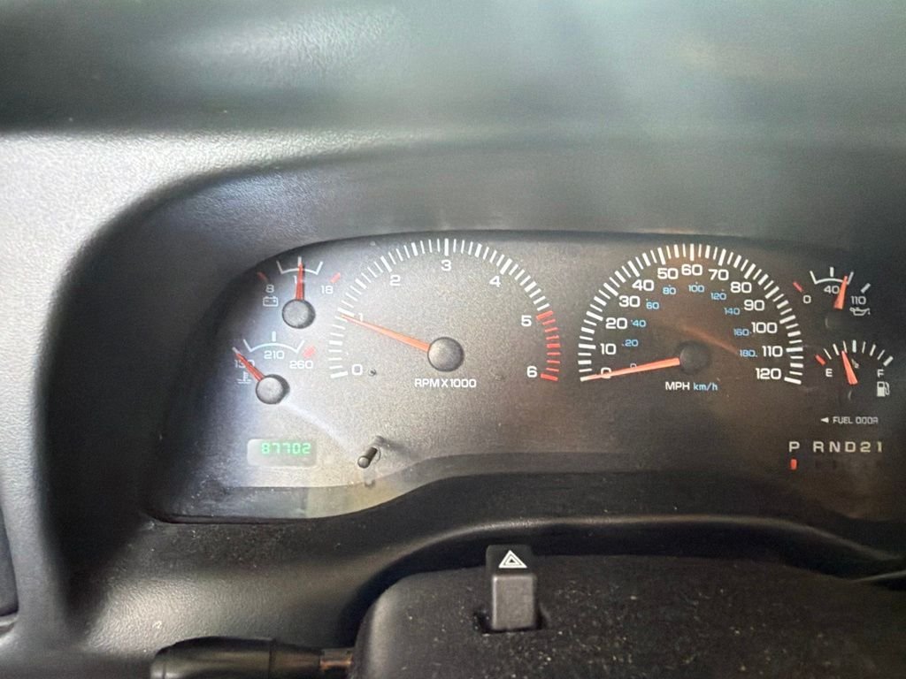 Used 2000 Solar Yellow Clearcoat Dodge SLT image 4