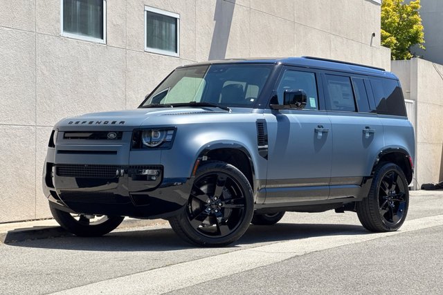 2026 Land Rover Defender 110 X-Dynamic SE
