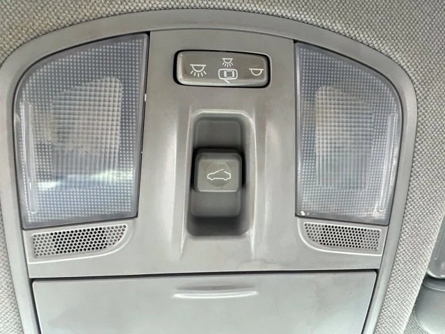 Used 2017 Blue Hyundai Value Edition image 17