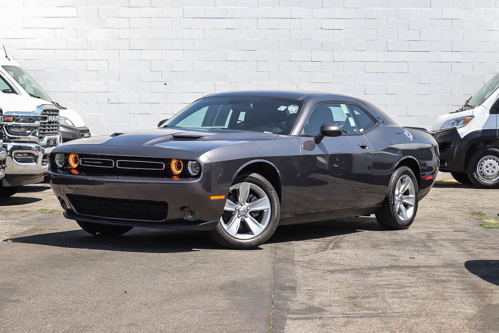 2022 Dodge Challenger SXT
