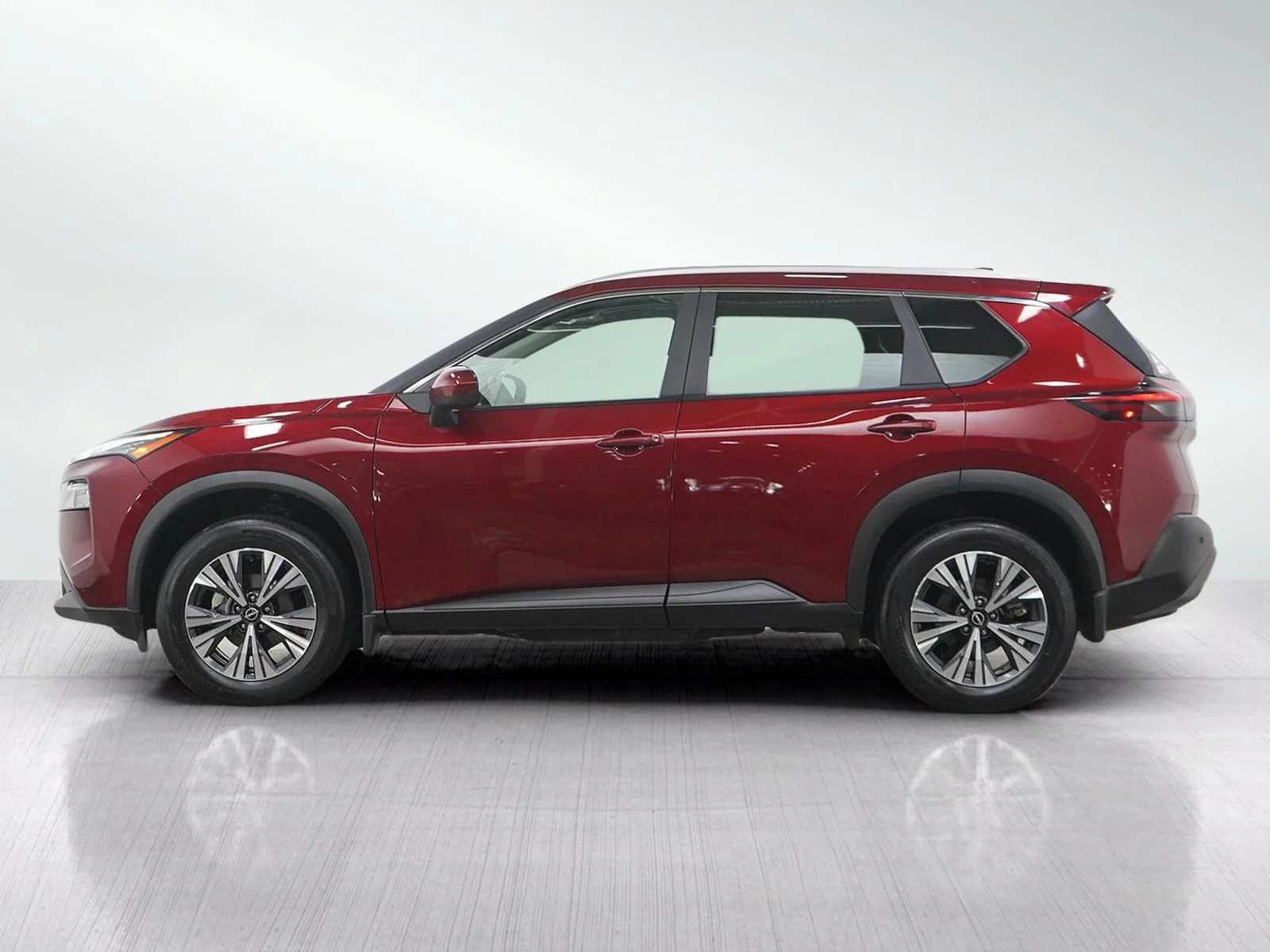 Used 2023 Nissan Rogue SV with VIN 5N1BT3BB5PC925930 for sale in Burnsville, Minnesota