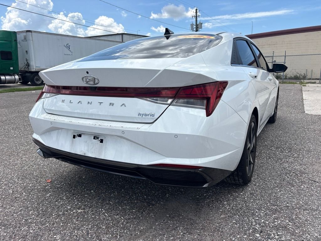 Used 2023 White Hyundai Limited image 3