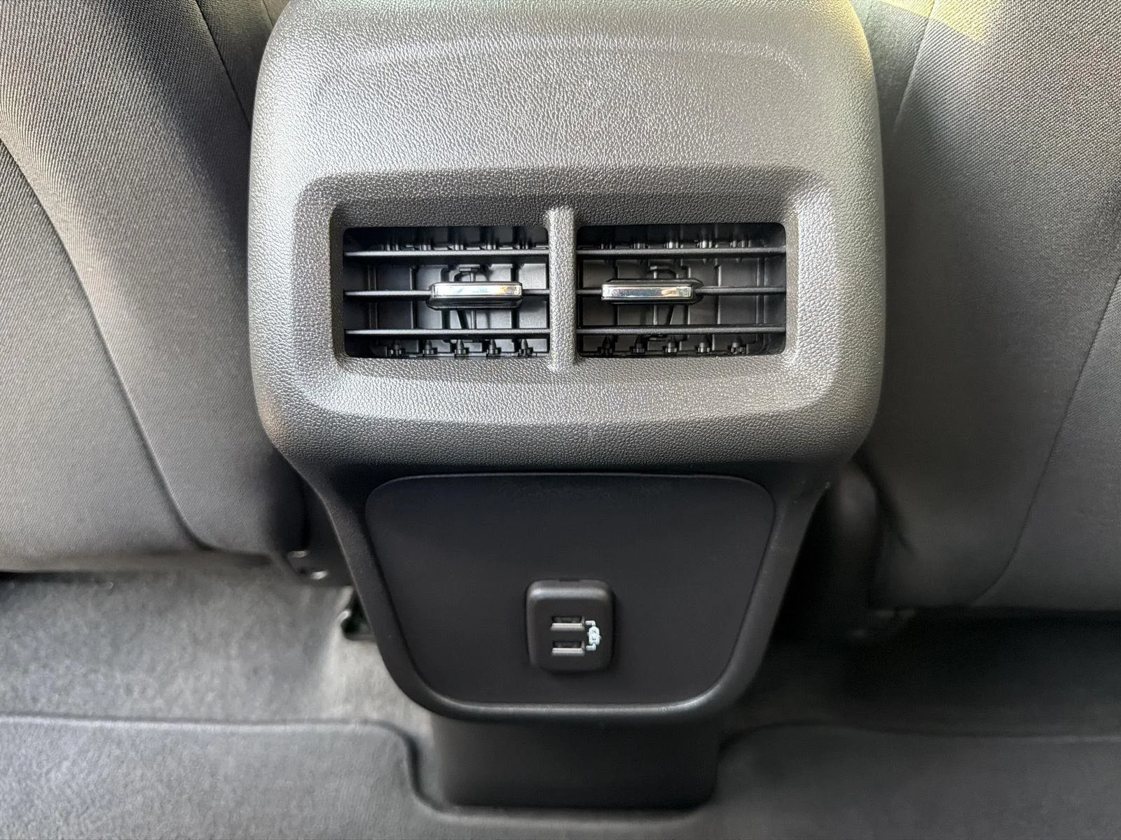 Used 2022 Summit White Chevrolet LT image 36