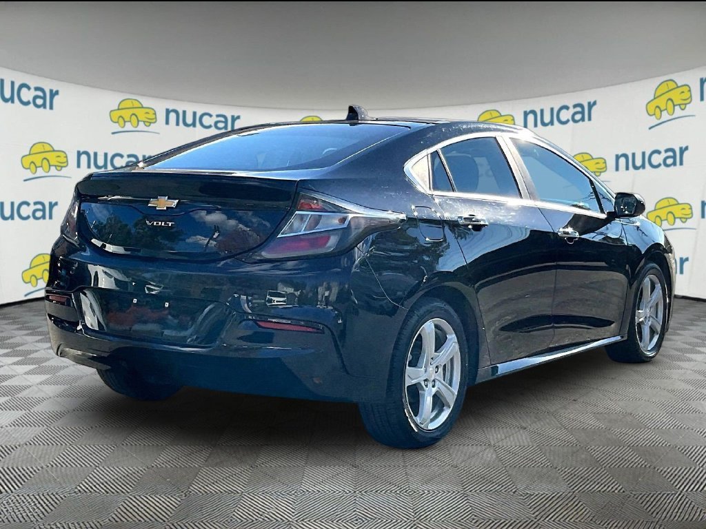 Used 2018 Black Chevrolet LT image 6