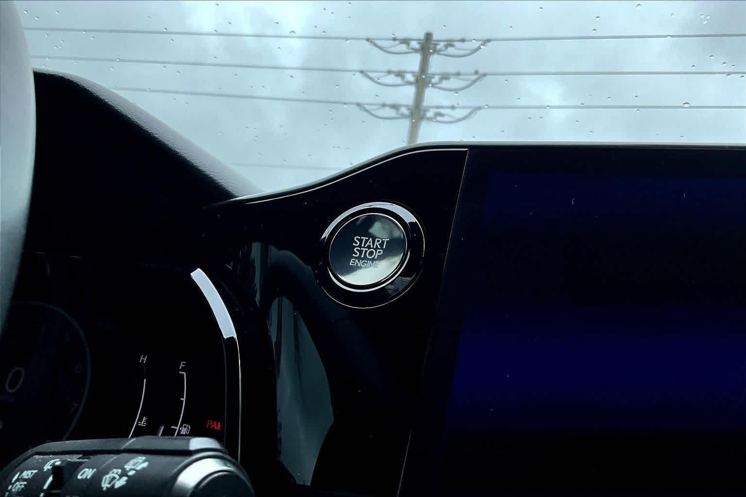 Used 2023 Atomic Silver Lexus Premium image 63