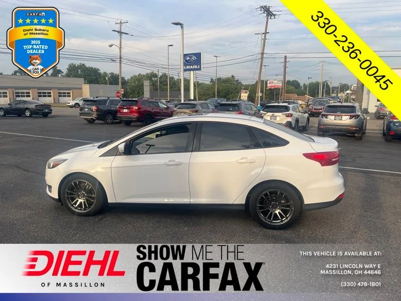 Used 2017 White Ford SEL image 4