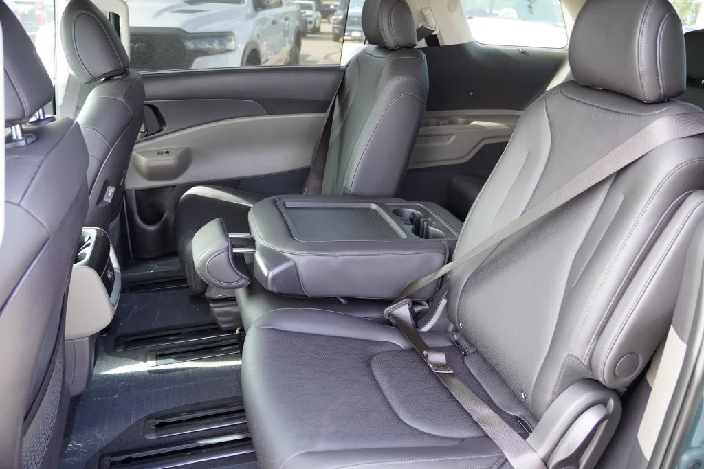 New 2027 Iceberg Green Kia EX image 11
