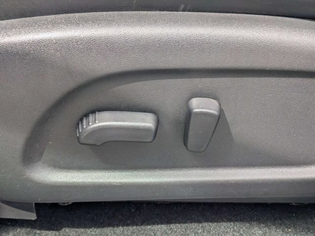 Used 2014 Silver INFINITI Base image 21