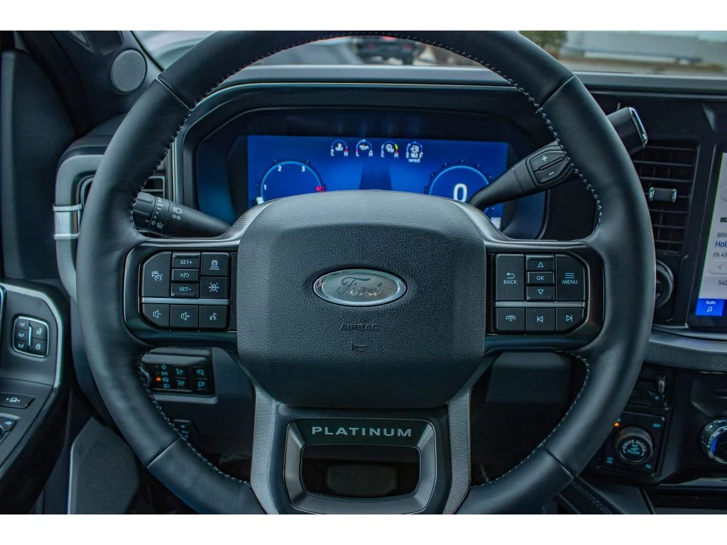 2026 Ford F-350 Super Duty Platinum - Photo 20