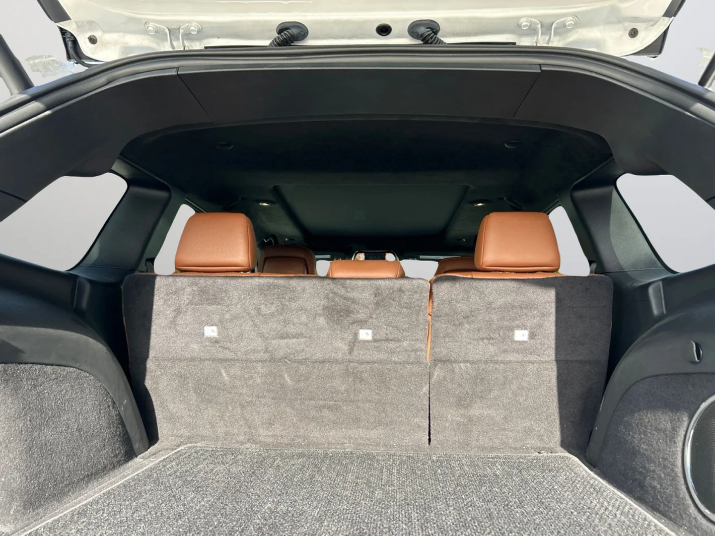 Used 2021 Ivory Jeep Summit image 39
