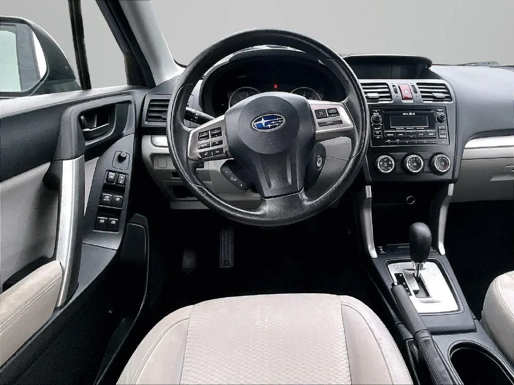 Used 2015 Blue Subaru 2.5i Premium image 5
