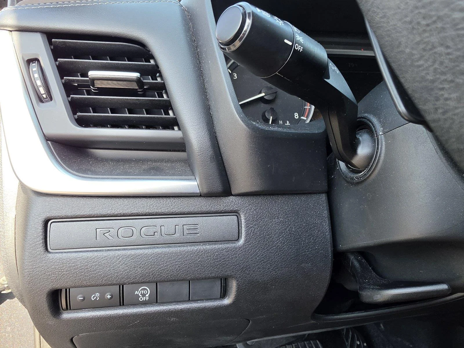 Used 2023 Gun Metallic Nissan S image 18
