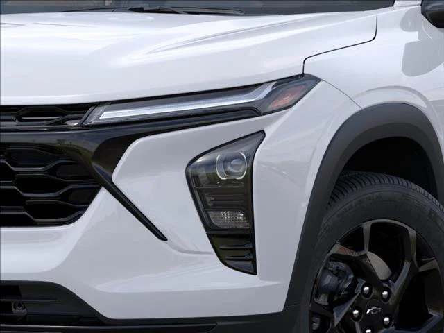 New 2026 White Chevrolet LT image 10